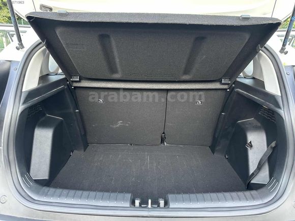 HATASIZ SERVİS BAKIMLI 2023 50 BİNDE OTOMATİK DOUBLE EKRAN