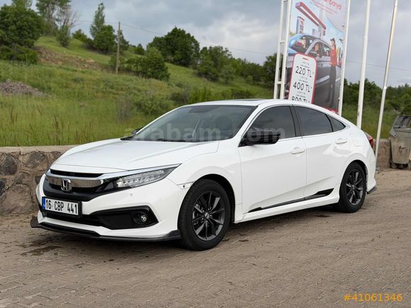 2021 MODEL 62.000 KM HATASIZ ECO ELEGANCE TERTEMİZ CİVİC