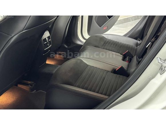 2015 ÇKŞ/HATASIZ/CAM TAVAN/AMG/FULL/CLA 200