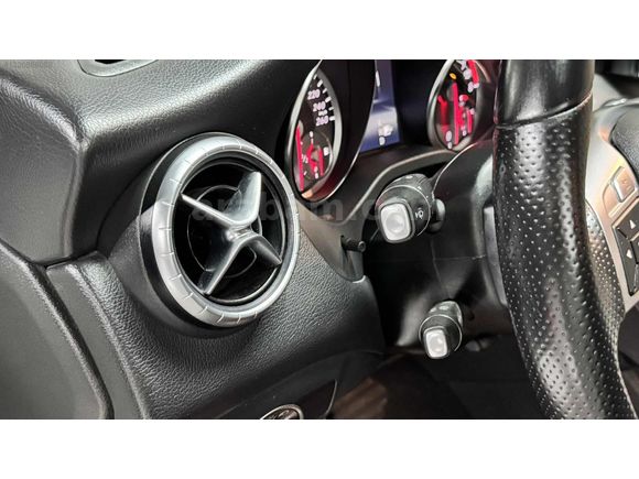 2015 ÇKŞ/HATASIZ/CAM TAVAN/AMG/FULL/CLA 200