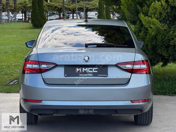 MCC 2016 GENİŞ EKRAN E.BAGAJ BAKIMLI GERİ GÖRÜŞ ARKA SİLECEK