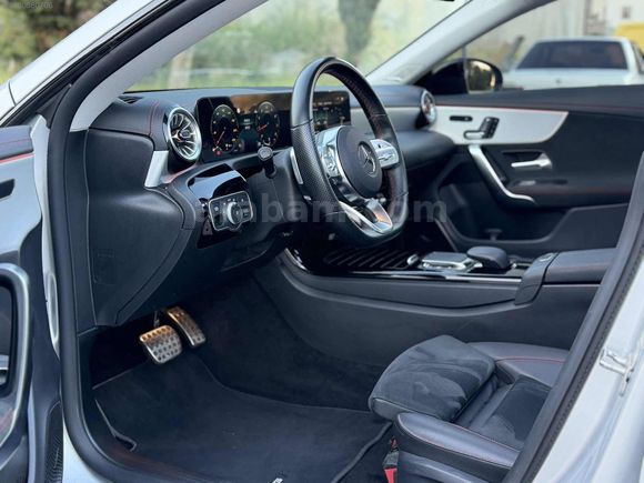 AKKOÇ AUTODAN HATASIZ BOYASIZ 80 BİN KM AMG+ 4Matic