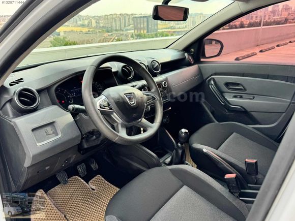 2022 Duster 1.5 BlueDCI 4x4 FULL servis bakımlı