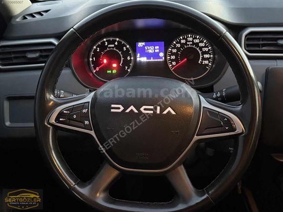 HATASIZ BOYASIZ TRAMERSİZ 57 BİN KM 2024 DUSTER 1.5 DİZEL 4X4