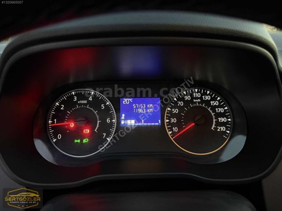 HATASIZ BOYASIZ TRAMERSİZ 57 BİN KM 2024 DUSTER 1.5 DİZEL 4X4