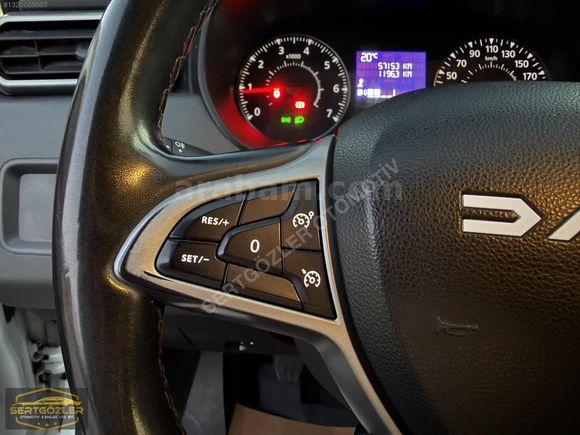HATASIZ BOYASIZ TRAMERSİZ 57 BİN KM 2024 DUSTER 1.5 DİZEL 4X4