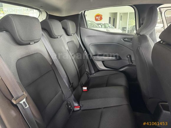YKTCAR AUTOGROSS'DAN 2023 CLIO JOY 37.526 KM'DE