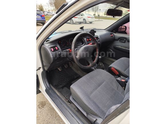 Sahibinden Toyota Corolla 1.6 XEi 1995 Model 