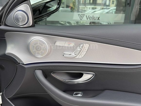 Auto Velux Boyasız 2018 Mercedes E 180 Amg-Command-48.000 Km