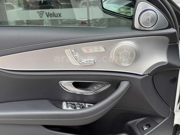 Auto Velux Boyasız 2018 Mercedes E 180 Amg-Command-48.000 Km