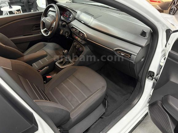 2023 49 BINDE 1.0 TCE OTOMATİK ESSENTİAL EMSALSİZ TEMİZLİKTE