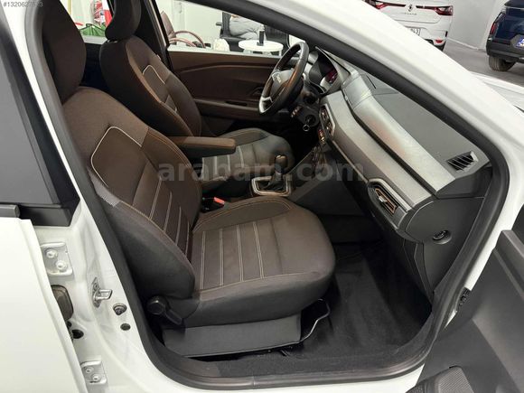 2023 49 BINDE 1.0 TCE OTOMATİK ESSENTİAL EMSALSİZ TEMİZLİKTE