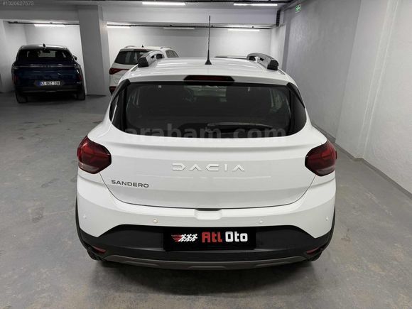 2023 49 BINDE 1.0 TCE OTOMATİK ESSENTİAL EMSALSİZ TEMİZLİKTE