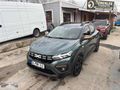 ÖZMENLER'DEN 2025 DACİA SANDERO STEPWAY EXTREME HATASIZ