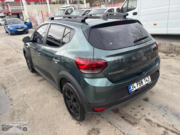 ÖZMENLER'DEN 2025 DACİA SANDERO STEPWAY EXTREME HATASIZ