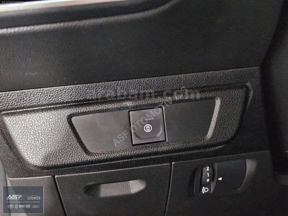 ASF Renault'tan 2024 Stepway Sunroof Expression Orj-TakasDesteği