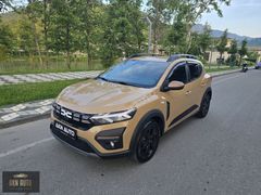 AKNAUTO"DAN HATASIZ BOYASIZ 9000 KM SANDERO STEPWAY
