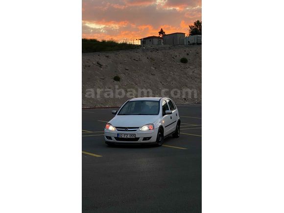 Sahibinden Opel Corsa 1.3 CDTI Essentia 2006 Model Niğde 245.000 km Beyaz
