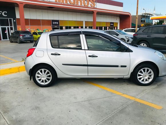 Sahibinden Renault Clio 1.2 Extreme 2009 Model  180.000 km Gri