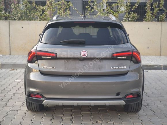 FIAT EGEA CROSS 1.4 FIRE LOUNGE 95 HP