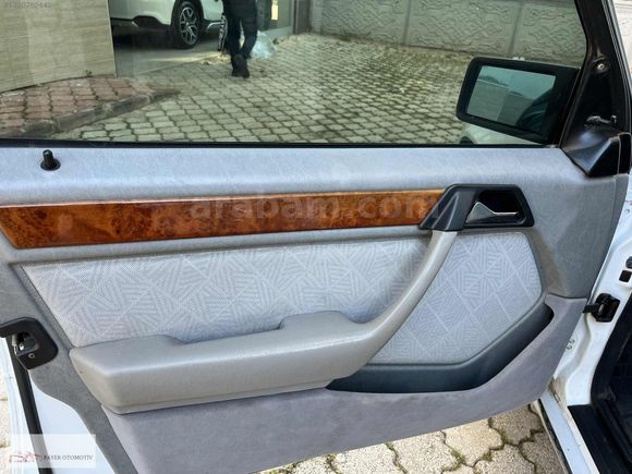 PAYER OTOMOTİV DEN HATASIZ MERCEDES 200 E 1998 TRAFİĞE ÇIKIŞLI