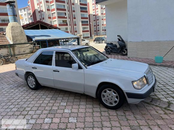 PAYER OTOMOTİV DEN HATASIZ MERCEDES 200 E 1998 TRAFİĞE ÇIKIŞLI