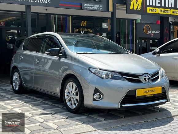 ONUR`DAN TOYOTA AURİS HATASIZ AYARINDA TERTEMİZ AİLE ARACI