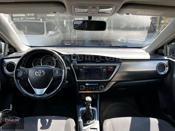 ONUR`DAN TOYOTA AURİS HATASIZ AYARINDA TERTEMİZ AİLE ARACI