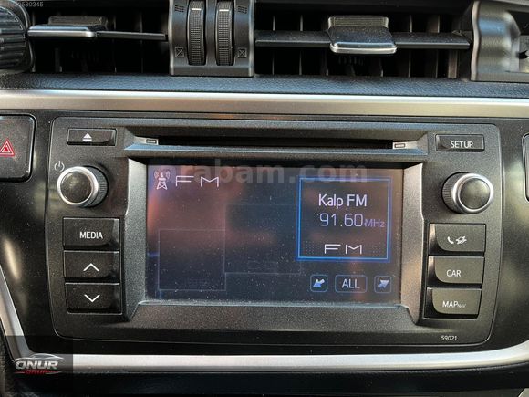 ONUR`DAN TOYOTA AURİS HATASIZ AYARINDA TERTEMİZ AİLE ARACI