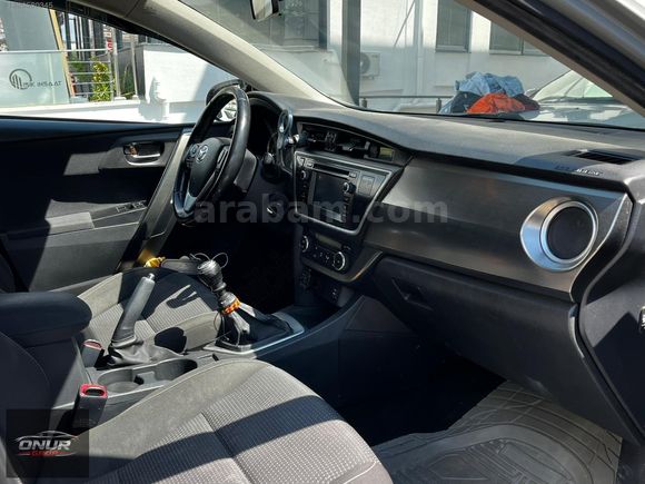 ONUR`DAN TOYOTA AURİS HATASIZ AYARINDA TERTEMİZ AİLE ARACI