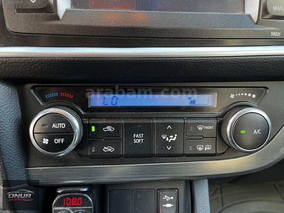 ONUR`DAN TOYOTA AURİS HATASIZ AYARINDA TERTEMİZ AİLE ARACI