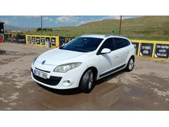 Sahibinden Renault Megane 1.5 dCi Sport Tourer Expression 2011 Model  214.000 km Beyaz