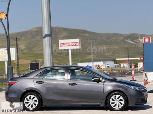 HATASIZ MAKYAJLI KASA DİZEL OTOMATİK COROLLA