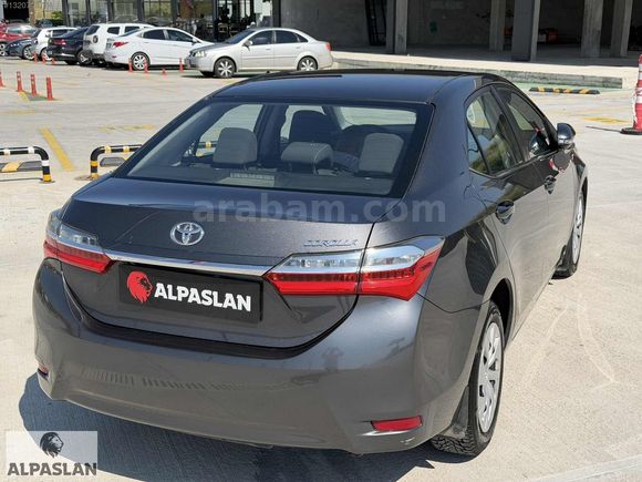 HATASIZ MAKYAJLI KASA DİZEL OTOMATİK COROLLA