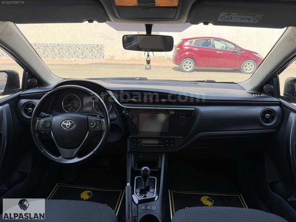HATASIZ MAKYAJLI KASA DİZEL OTOMATİK COROLLA