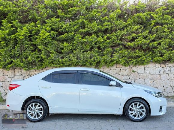 2015 COROLLA 1.4 DİZEL OTOMATİK TOUCH
