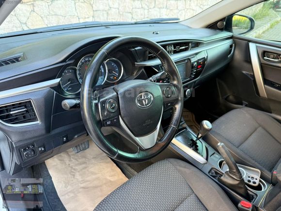 2015 COROLLA 1.4 DİZEL OTOMATİK TOUCH