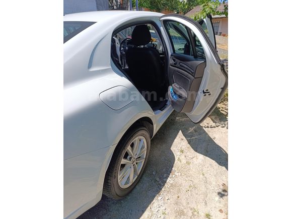 TEMİZ BAKIMLI MEGANE4 l