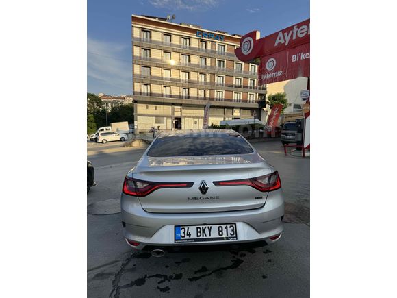 SERVİS  BAKIMLI MEGANE 4 
