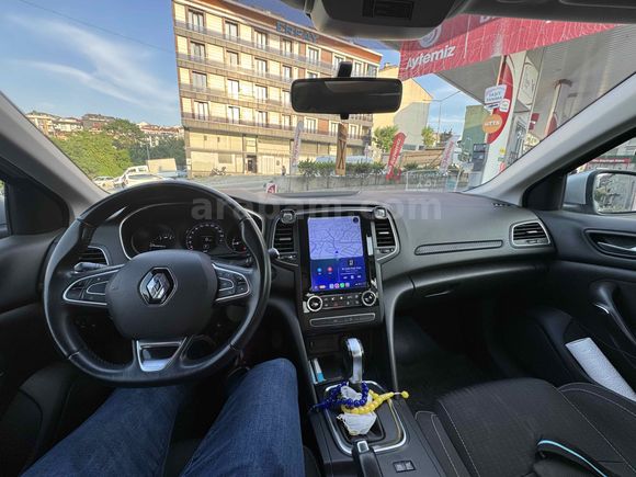 SERVİS  BAKIMLI MEGANE 4 
