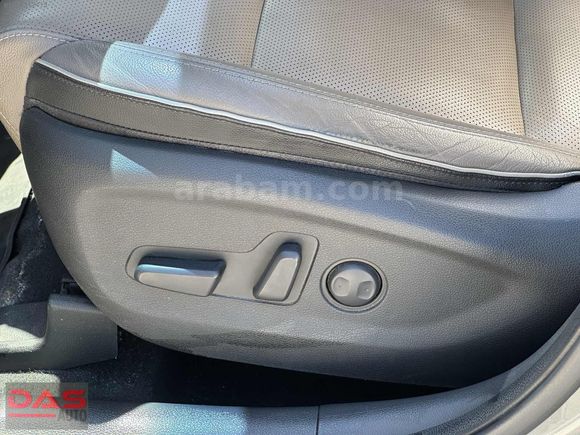 DAS AUTO,dan Tucson 1.6 CRDİ 4x4 Elite plus otomatik cam tavan