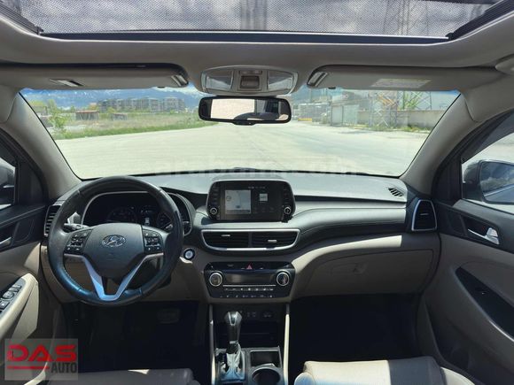 DAS AUTO,dan Tucson 1.6 CRDİ 4x4 Elite plus otomatik cam tavan
