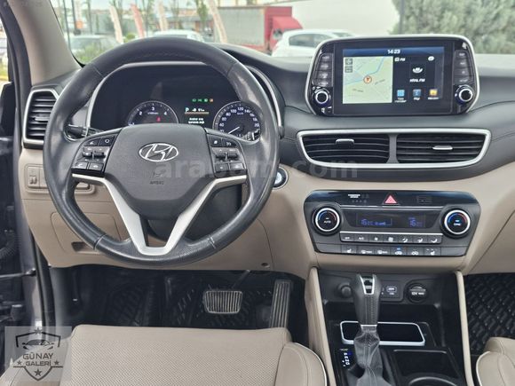 HATASIZ BOYASIZ HASAR KAYITSIZ 1.6 CRDİ TUCSON CAM GİBİ