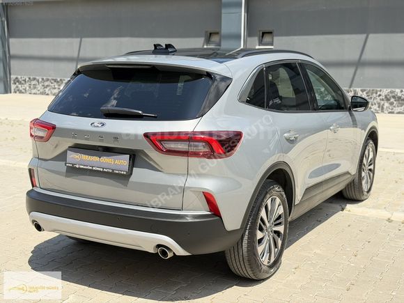 İBRAHİM GÜNEŞ AUTO'DAN / FORD /KUGA / KIŞ PAKETLİ/ '6.001' KM'DE