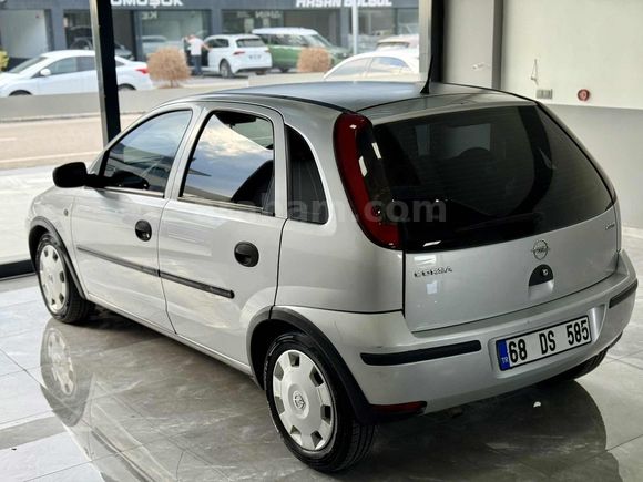 LUSSO'DAN 2005 OPEL CORSA 246.XXX KM