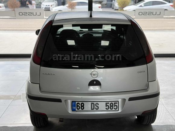 LUSSO'DAN 2005 OPEL CORSA 246.XXX KM