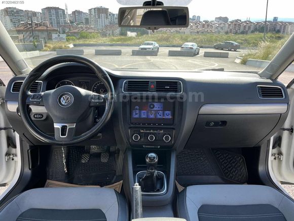 2014 MODEL VW JETTA 1.6TDİ COMFORTLİNE CAM GİBİ 190'BİNDE