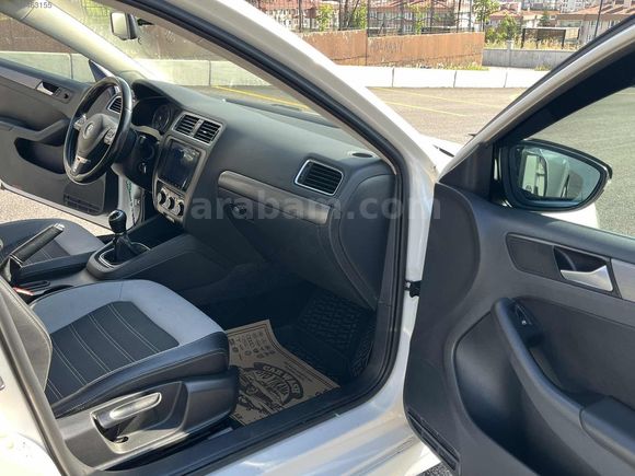 2014 MODEL VW JETTA 1.6TDİ COMFORTLİNE CAM GİBİ 190'BİNDE