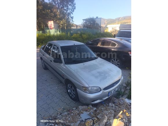 Sahibinden Ford Escort hidrolik direksiyon lastiker yeni muayne yeni 1.6 zteck motor