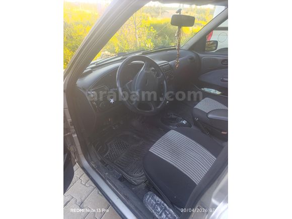 Sahibinden Ford Escort hidrolik direksiyon lastiker yeni muayne yeni 1.6 zteck motor